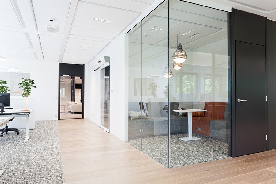 POINT sofas in office in Helsinki - INTO the Nordic Silence